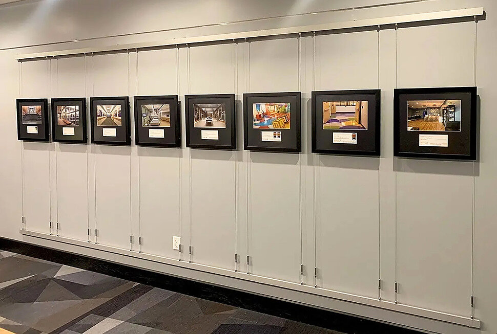 підвішування картин із фіксацією на виставці підвішування картин із фіксацією на виставці