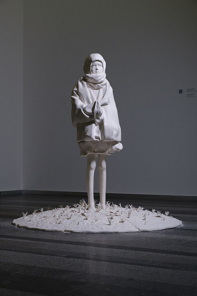 sculpture Seeing is believing, Julia Beliaeva