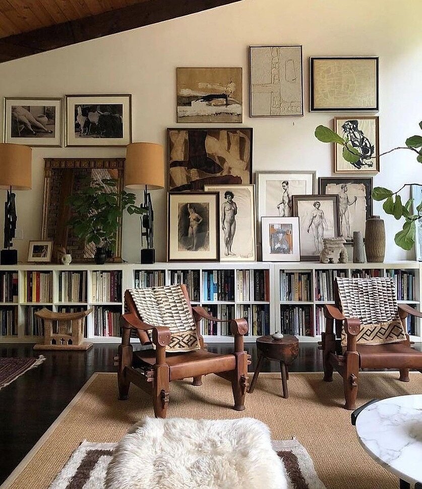 колаж із картин, розвішування картин на стіні колаж із картин, розвішування картин на стіні