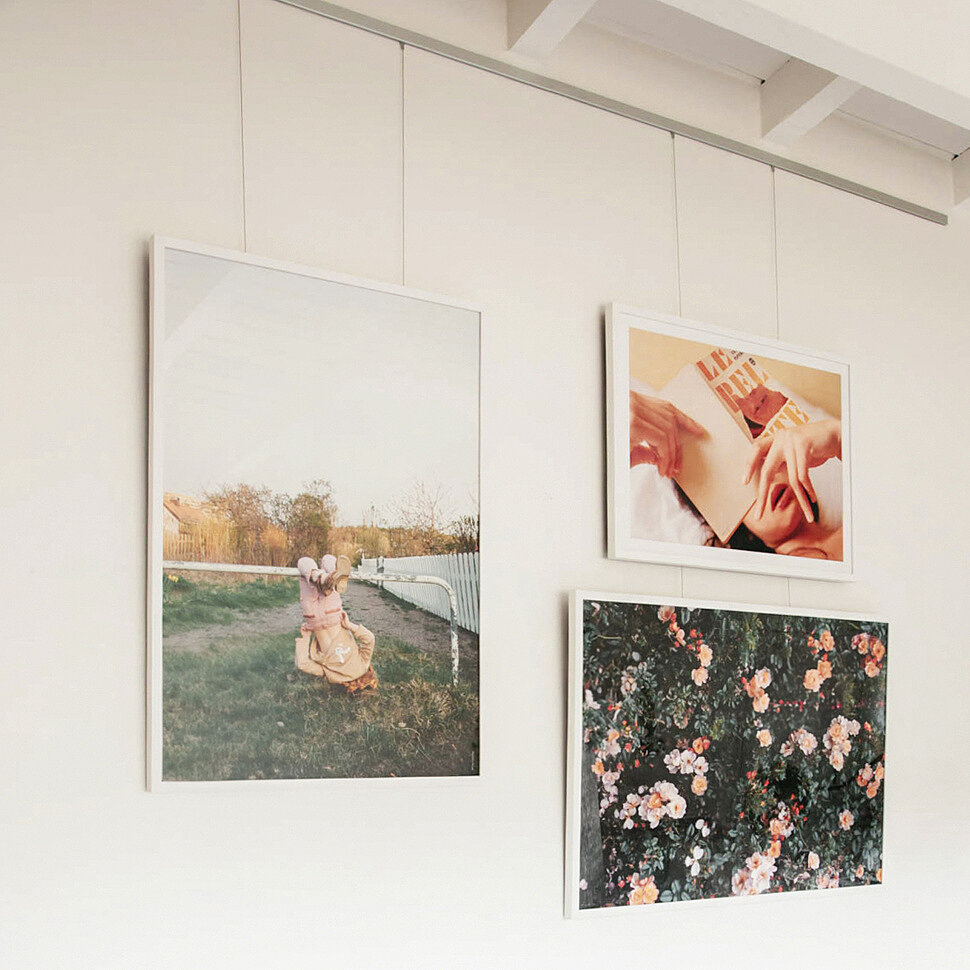 система підвішування картин на стіні система підвішування картин на стіні