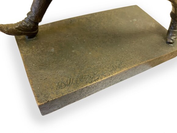 Sculpture The Path to Success, author Dmitry Shevchuk Sculpture The Path to Success, author Dmitry Shevchuk