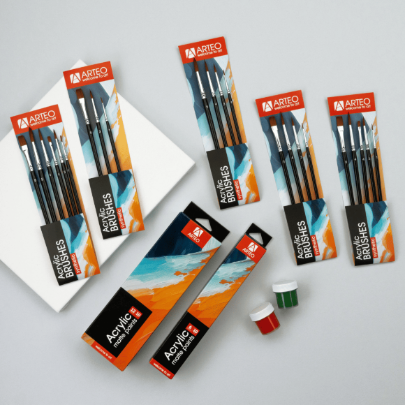 Набор кистей №5, синтетика 6шт, круглая (№1,3,4,5), плоская (№4,8) короткая ручка Arteo