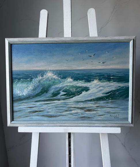 Painting Flight Over the Wave, artist Tatyana Matviyuk