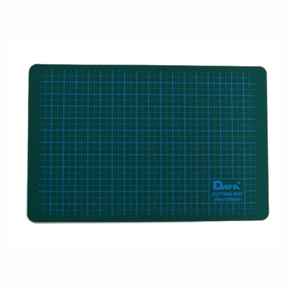 Коврик самовосстанавливающийся А3 (450х300х3мм) зеленый DAFA