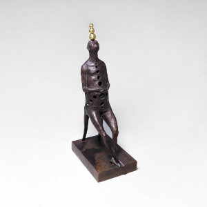 Statuette Finding balance, author Shevchuk Dmitry - sold Statuette Finding balance, author Shevchuk Dmitry - sold