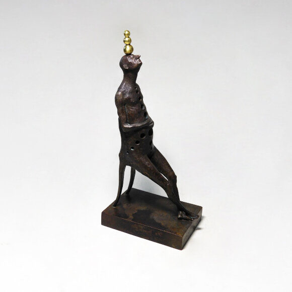 Statuette Finding balance, author Shevchuk Dmitry - sold Statuette Finding balance, author Shevchuk Dmitry - sold