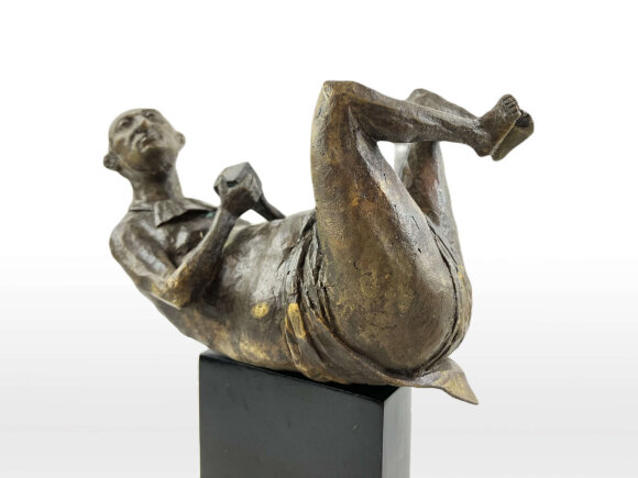 Скульптура Чорний квадрат, автор Шевчук Дмитро Скульптура Чорний квадрат, автор Шевчук Дмитро