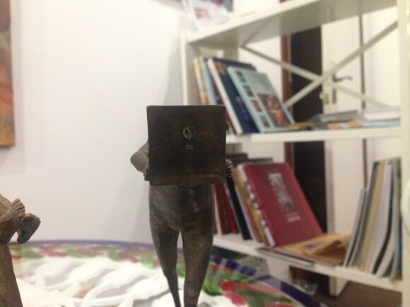 Скульптура Добывание информации, автор Шевчук Дмитрий - продано Скульптура Добывание информации, автор Шевчук Дмитрий - продано