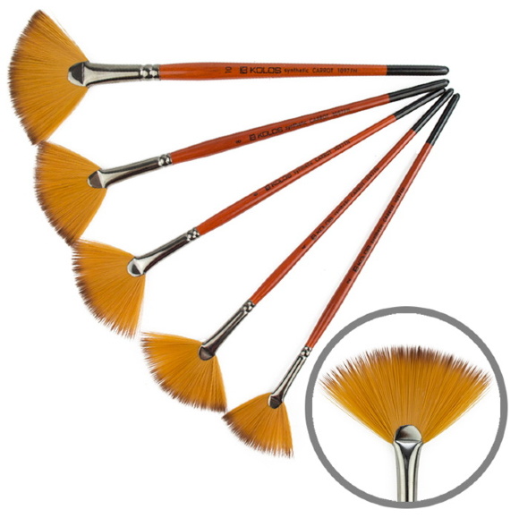 Кисть синтетика веерная Carrot 1097FN № 8 короткая ручка KOLOS Кисть синтетика веерная Carrot 1097FN № 8 короткая ручка KOLOS