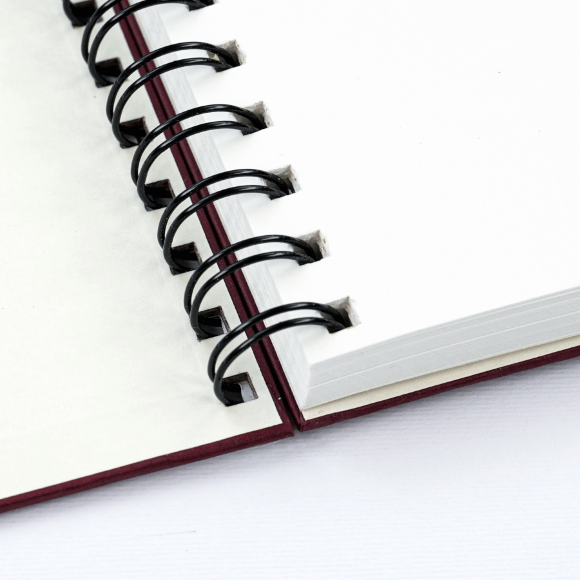 Блокнот для акварели на спирали Watercolor by Smiltanis А5 200г/м2 32 л белая бумага Бордо ROSA Studio Блокнот для акварели на спирали Watercolor by Smiltanis А5 200г/м2 32 л белая бумага Бордо ROSA Studio