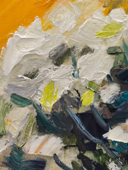Painting White Chrysanthemums, artist Nina Lytvyn