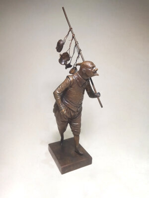 Sculpture Artiste, author Dmitry Shevchuk Sculpture Artiste, author Dmitry Shevchuk