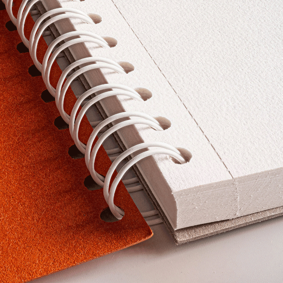 Альбом на спирали AUTHENTIC (mixed media) А5 200г/м2 40л белый цвет SM-LT Art