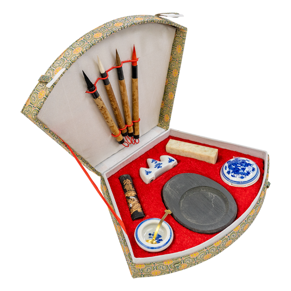 Набор для каллиграфии (4 кисти + подставка тушь) D.K.ART & CRAFT